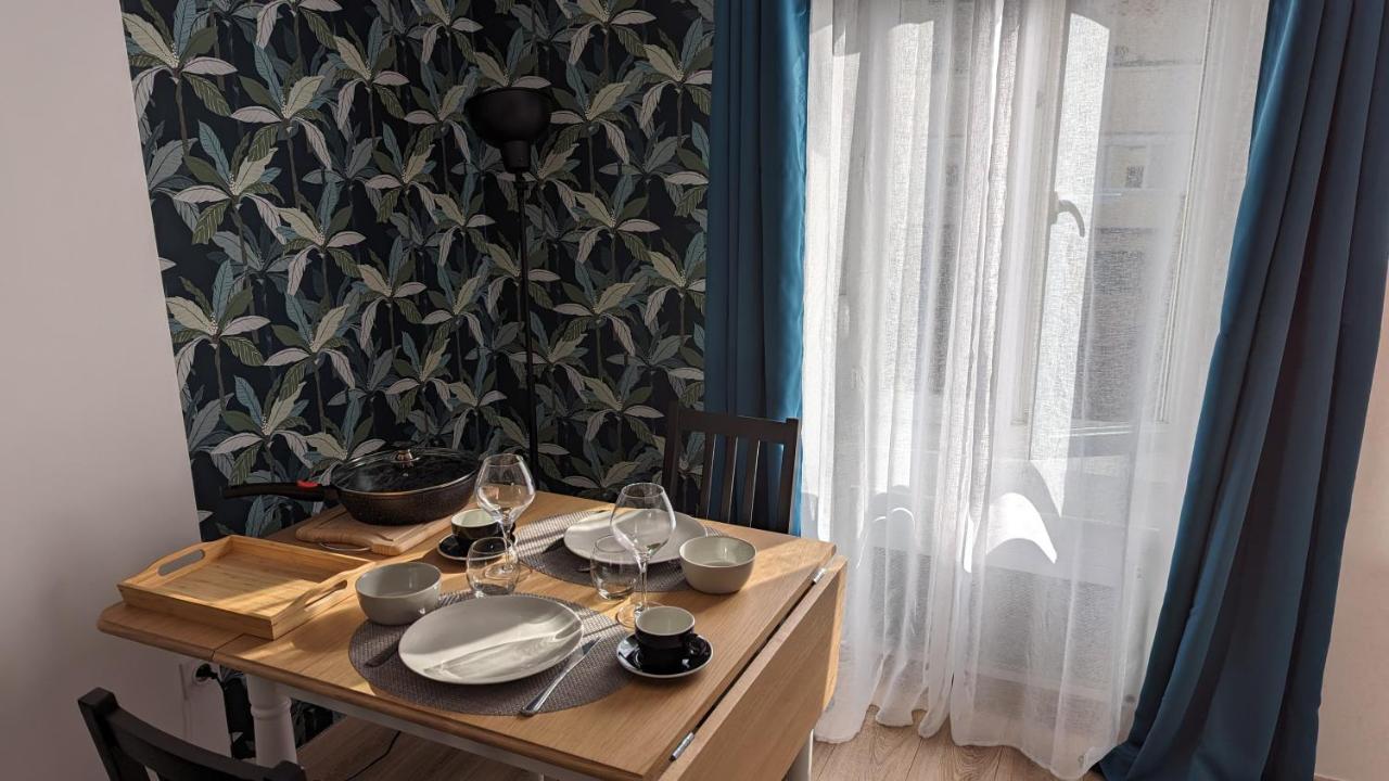 Le Petit Meslier, 15 Min Cathedrale - Old Town Apartment *