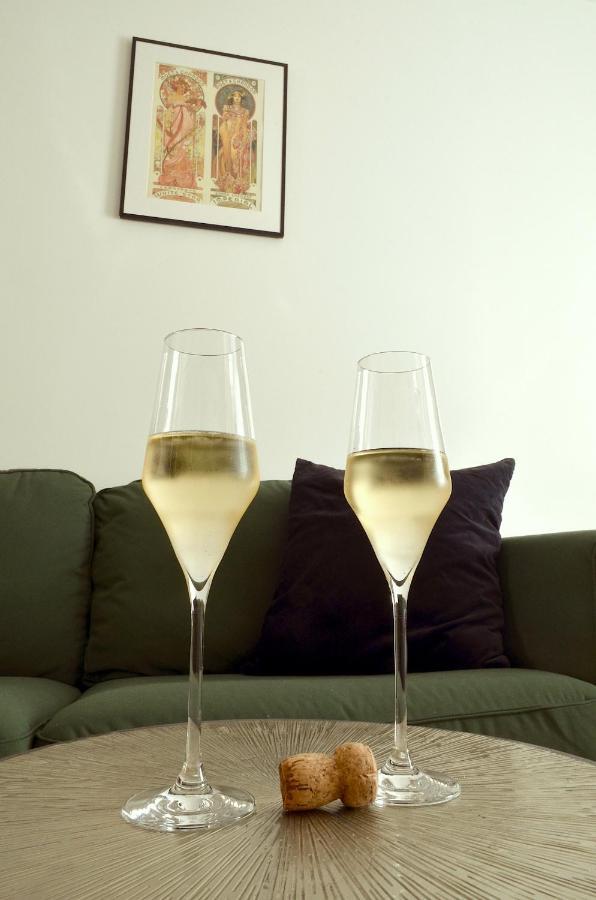 Le Petit Meslier, 15 Min Cathedrale - Old Town Apartment *